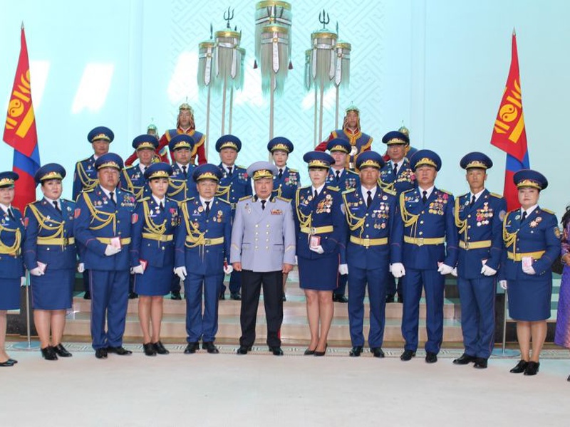 ОНЦГОЙ БАЙДЛЫН АЛБА ХААГЧДЫГ ТӨРИЙН ОДОН, МЕДАЛИАР ШАГНАЛАА