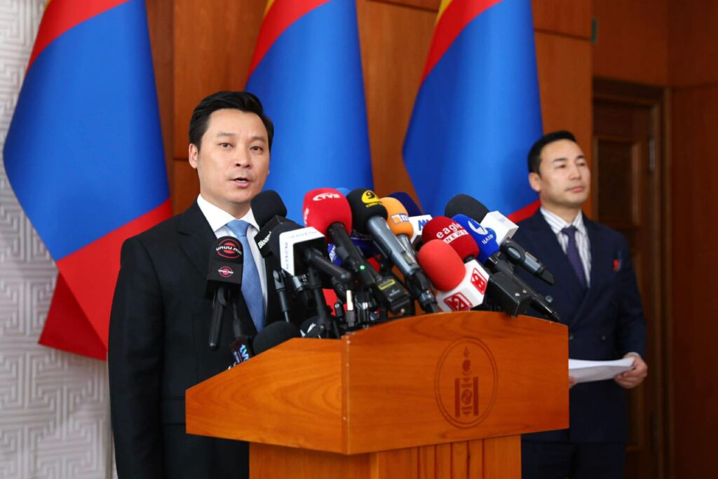 Ерөнхийлөгч У.Хүрэлсүх УИХ-ын гишүүнийг эгүүлэн татах тухай хуулийн төсөл өргөн мэдүүлнэ