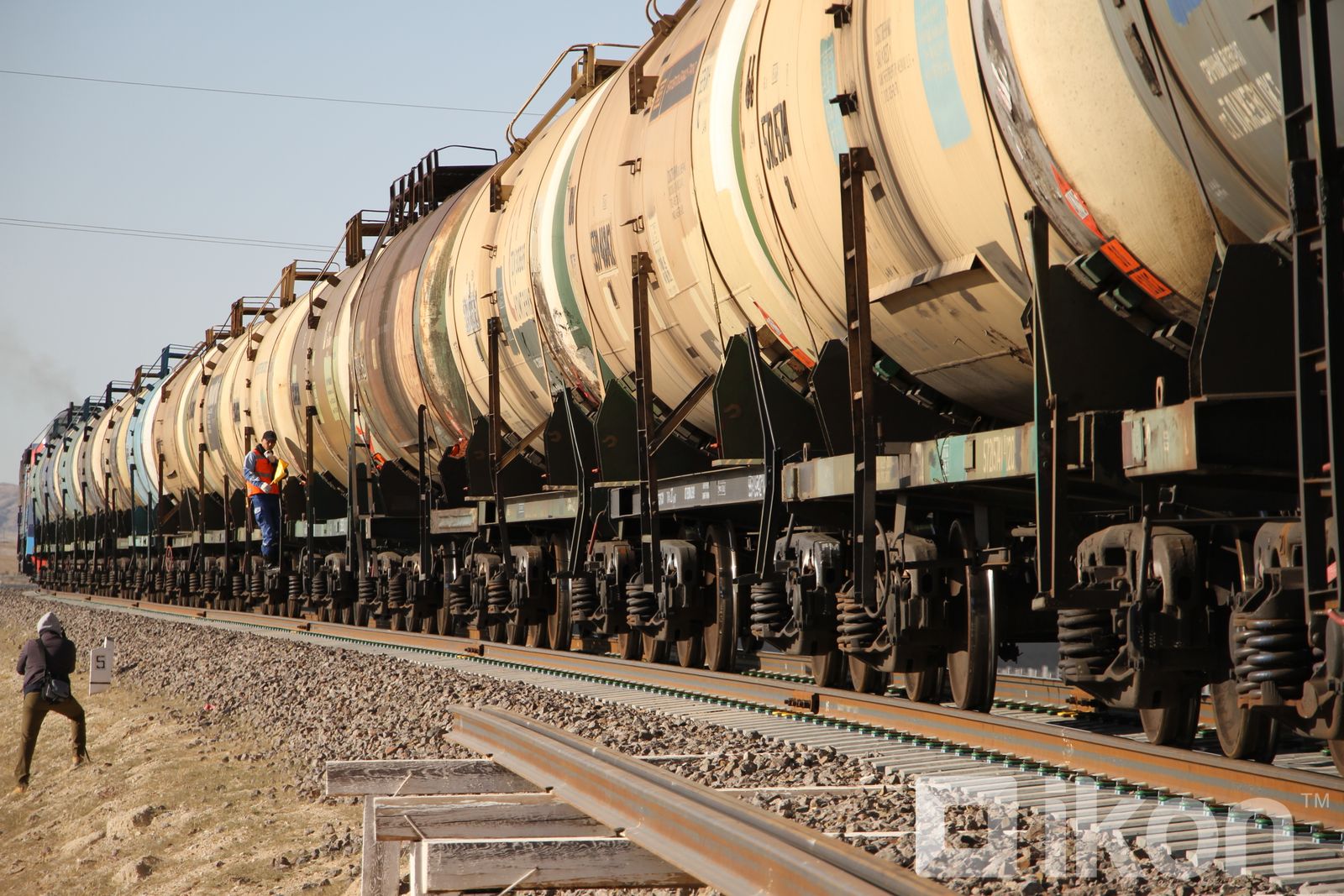 УБТЗ-ын тээвэрлэх импортын нефтийн бүтээгдэхүүнийг нэмэгдүүлэхээр тохирлоо