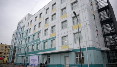 Нийслэл жилд 3500 хүүхдэд үйлчлэх иж бүрэн тоног төхөөрөмжтэй сэргээн засах төвтэй боллоо