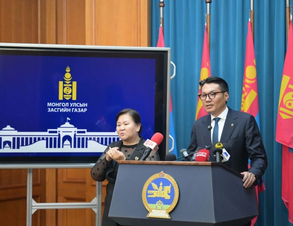 Б.Пүрэвдагва: Өвөлжилтийн бэлтгэлийн хүрээнд нийслэлд 573 төсөл, арга хэмжээг хэрэгжүүлж байна