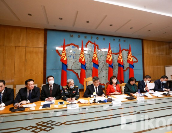 Төрийн золголт, нутгийн зөвлөл, албан байгууллага, хамт олны золголт хийхгүй байхыг үүрэг болгов